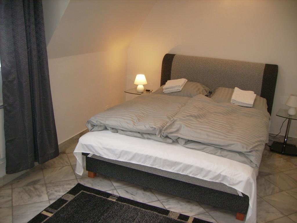 Appartamento Füredi Ház apartman Sopron Esterno foto
