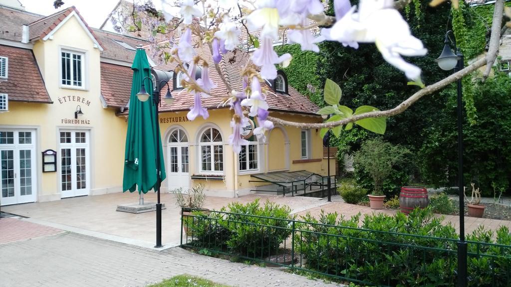 Appartamento Füredi Ház apartman Sopron Esterno foto